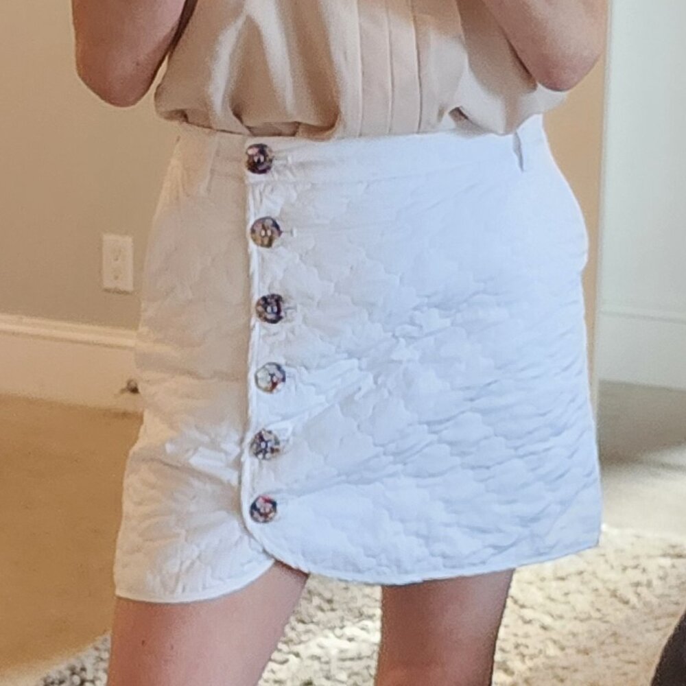 En Saison Quilted Button-Front Mini Skirt – White – Size Small